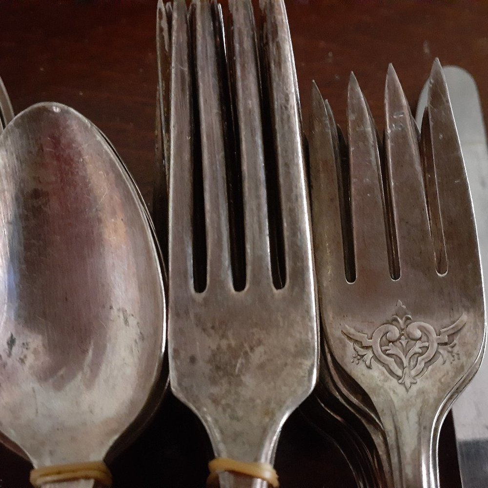 Silverware - Picture 2 of 10